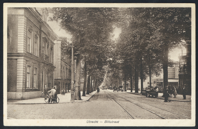 606107 Gezicht in de Biltstraat te Utrecht, met links de ingang van de Sweelinckstraat.
